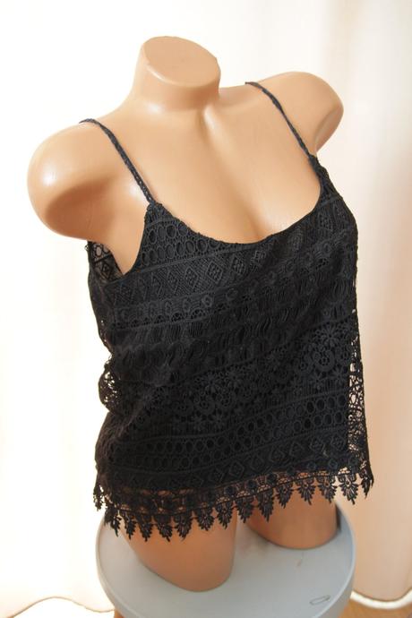 Čierny čipkovaný top, s/m, s