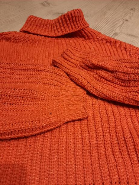 Oranžový sveter, 164