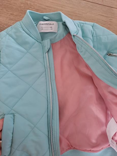 Moderná bombera, gate,110