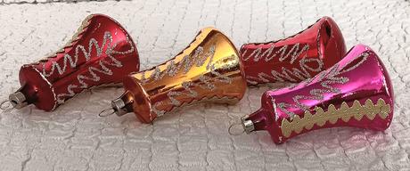 4x starý vianočný zvonček,