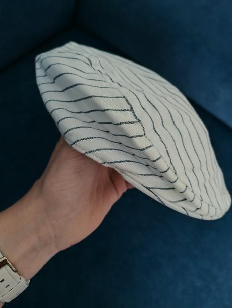 Bekovka / šiltovka, 104