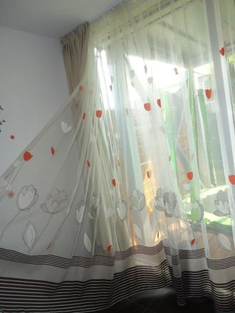 Záclona+záves set s rovnakým vzorom na veľké okno,