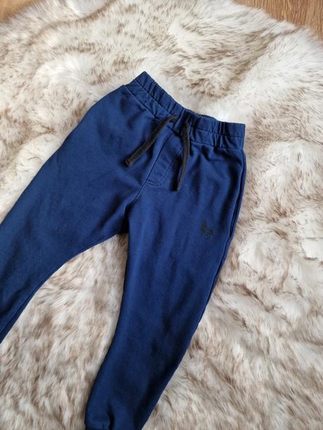 Mash mnie teplaky, booso,104