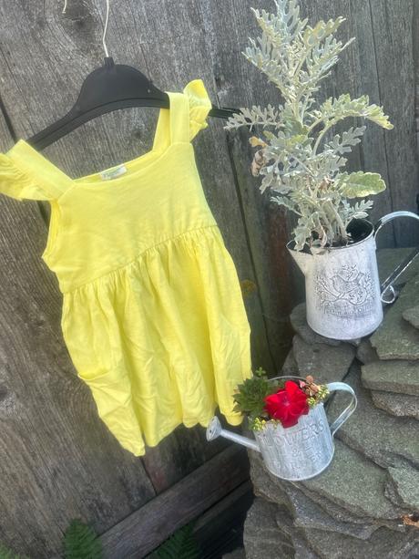 Šaty s volánikmi benetton, benetton,68