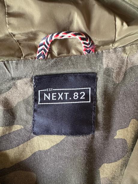 Parka next, next,122