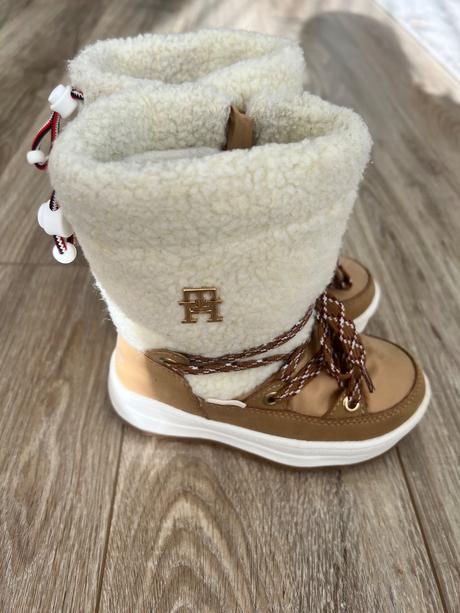 Snehule, tommy hilfiger,25