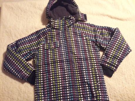 Dievčenská vetrovka, 152