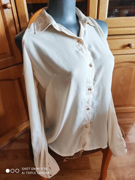 Blúzočka s otvorenými ramenami, l