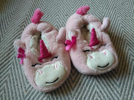 Papučky jednorožec, 25