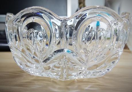 Miska mala, brusene sklo,