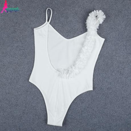 Biele body - tielkovy top s kvetovym lemom vel. m , m