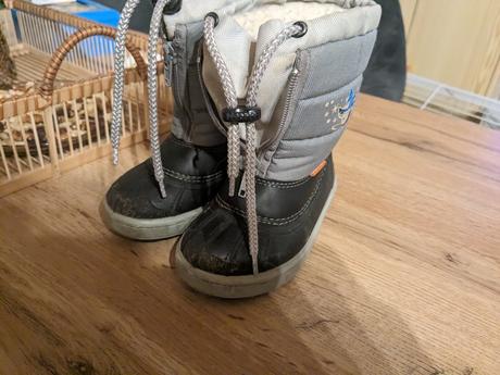 Snehule demar, demar,25