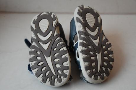 Chlapčenské sandálky veľk.26, 25