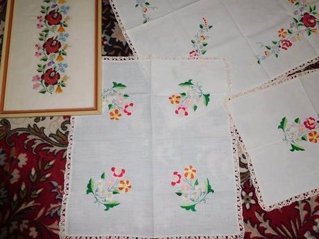 Obrus vyšívaný obraz, 