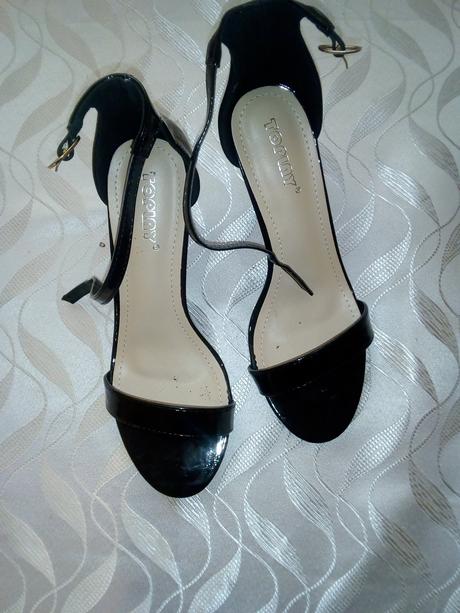 Čierne sandále, 38