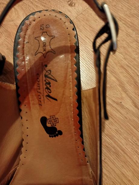 Sandálky kožené veľ. 40, 40