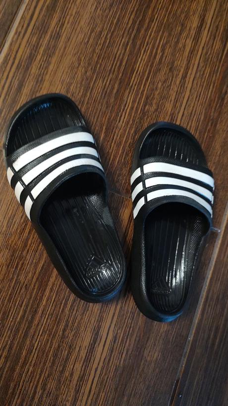 Predám šľapky, adidas,29