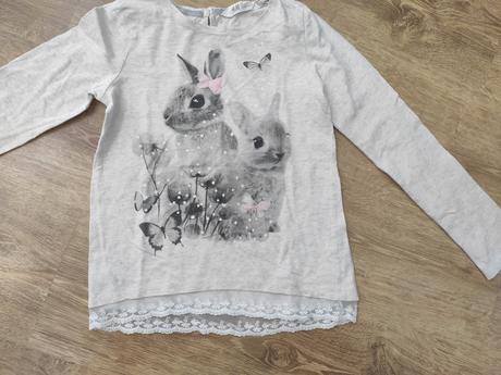 Krásne zajačikové tričko, veľ.134/140, vek 8-10r., h&m,134
