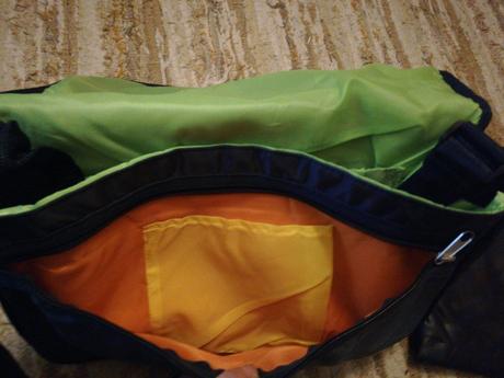 Taška na kočiar + prebaľovacia podložka,