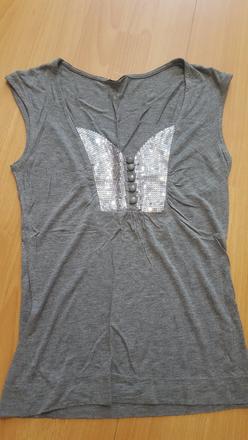 Sivé tričko s flitrami, s