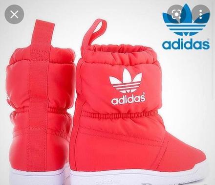 Snehule, adidas,32