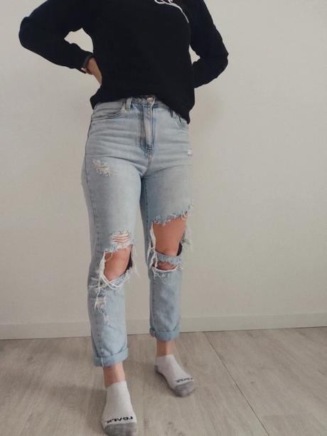 Dámske roztrhané rifle, 34