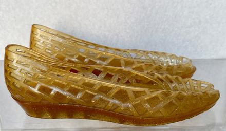 Zlaté gumené sandálky, 36