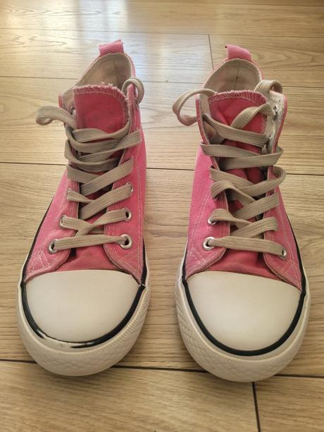 Dievčenské topánky, 33