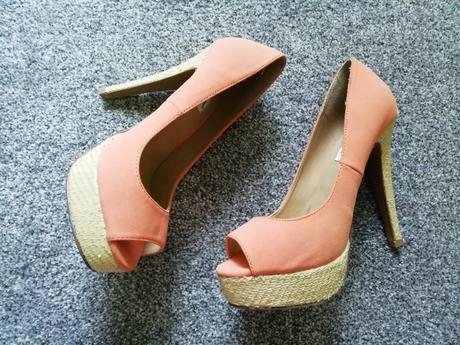 Oranzove lodicky, 39