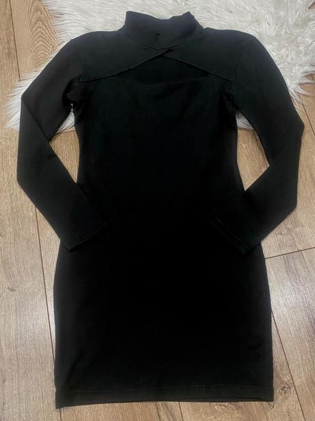 Čierne mini šaty xs/s, s