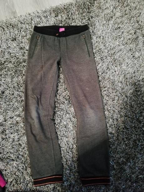 Mikina a teplaciky, disney,128