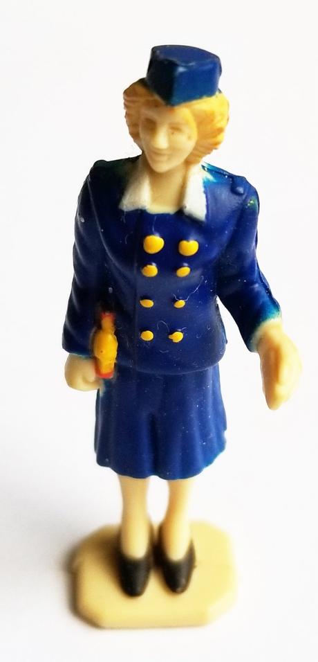 Kinder - nekinder figúrky,