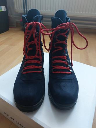 Prechodné tmavomodré semišové topánky, 39