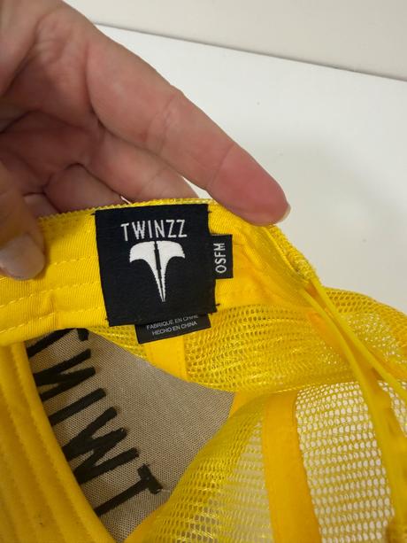 2x šiltovka twinzz, 