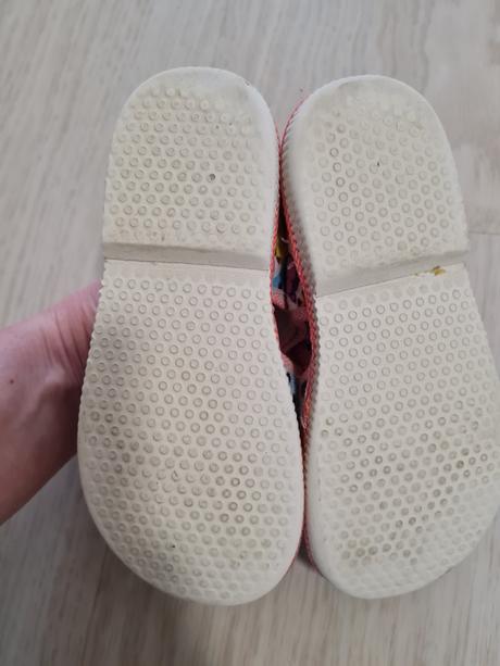 Papučky 27, manik,27