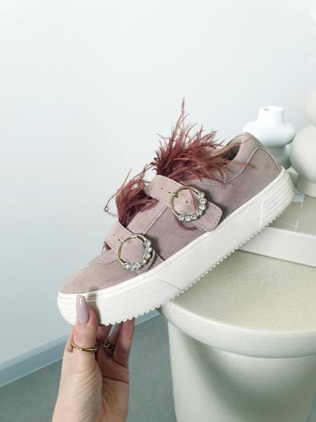 Extravagantné tenisky s pierkami 39, zara,39