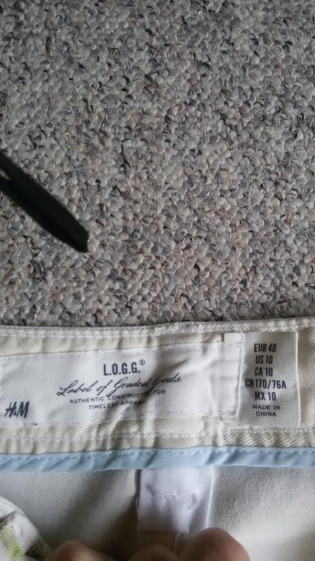 Kvietkovana mini sukna h&m, vel.l, h&m,l