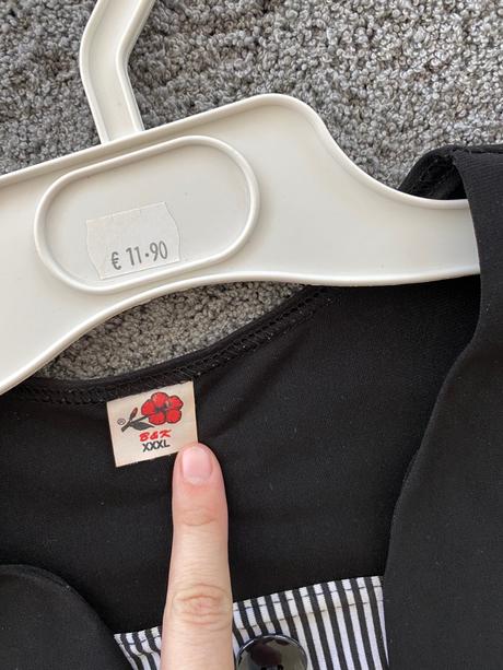 Damske tricko xxxl, 54