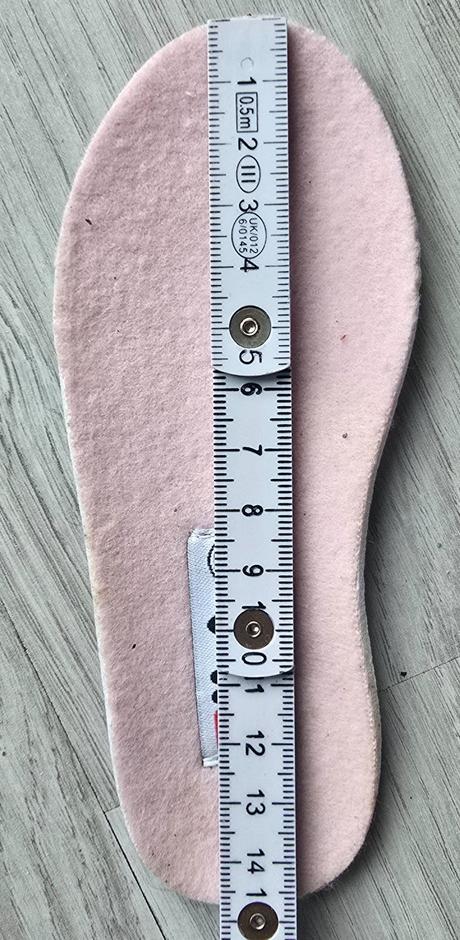 Poltopánky, fila,23