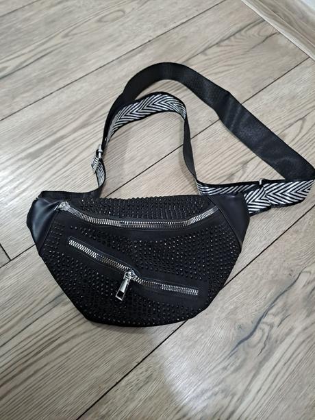 Ladvinka s kamienkami, 