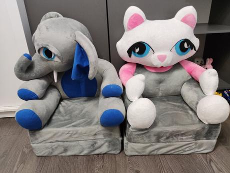 Plyšové kresielka, 