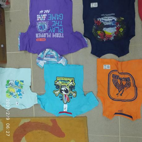 Tričká s motívmi, nosené iba mojími dvojičk, 122