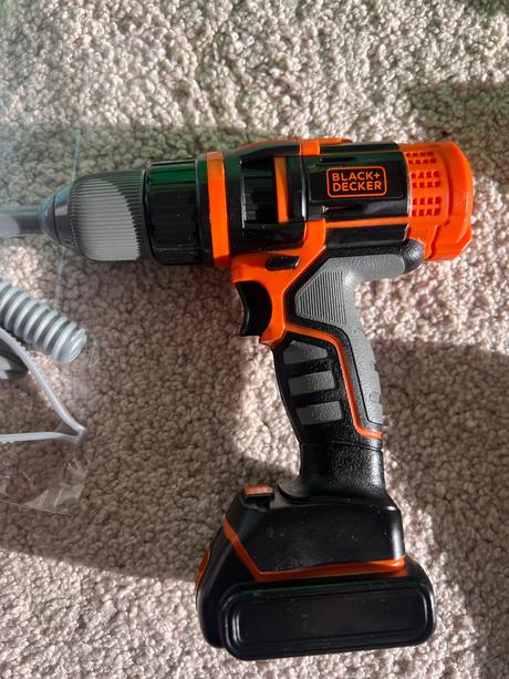 Mechanická vŕtačka s nadstavcami black&decker, 