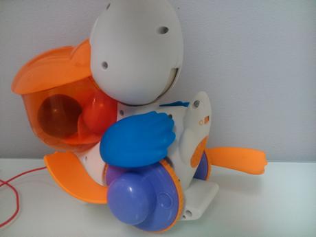 Pelikan super spolocnik, 