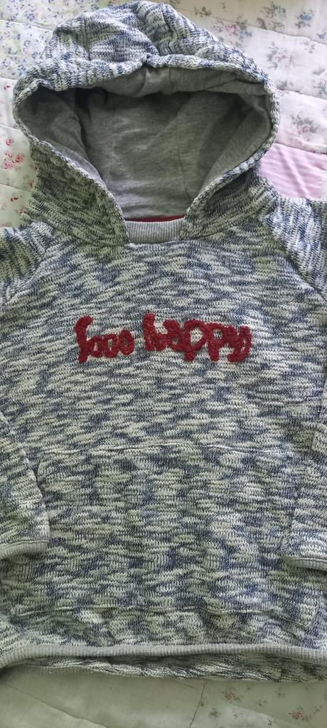 Svetrik, reserved,110