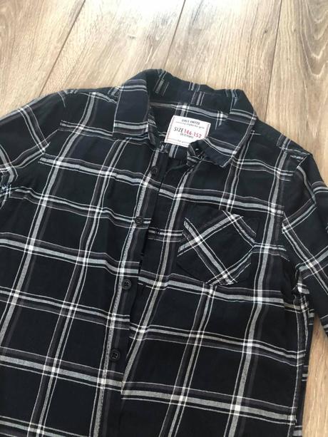 Dievčenská košeľa, 146