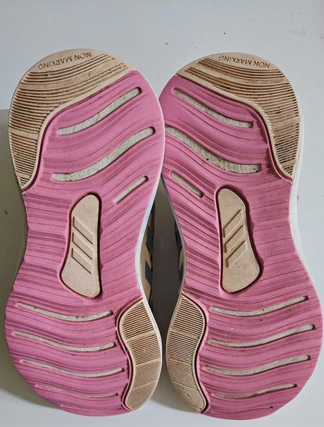 Dievcenske tenisky adidas, adidas,32