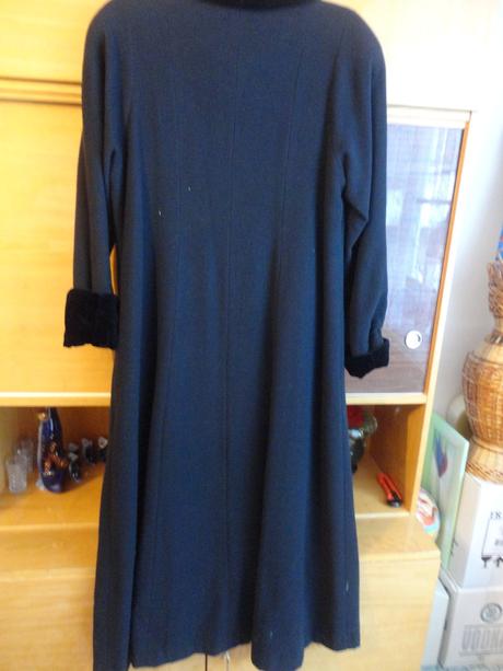 Dlhý kabát 42-44, s