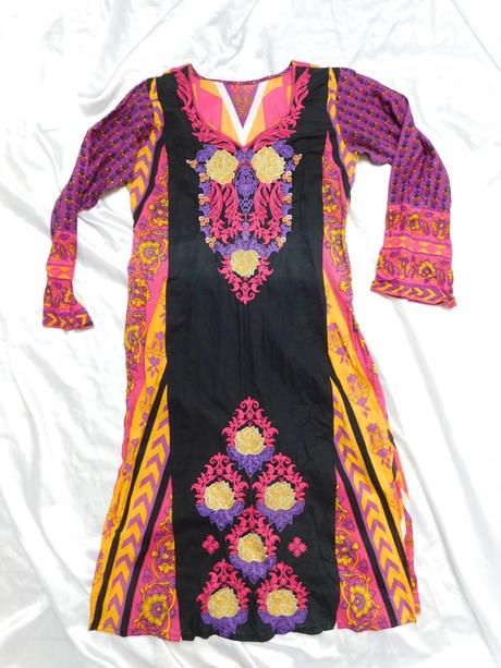 Velmi pekna tunika, 36