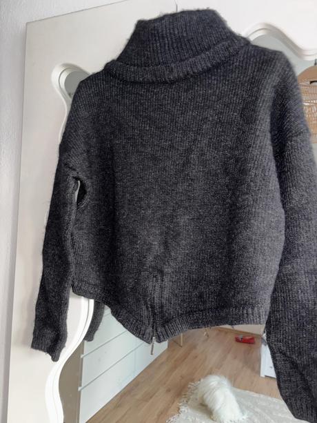 Cropp sveter opus 36, 36